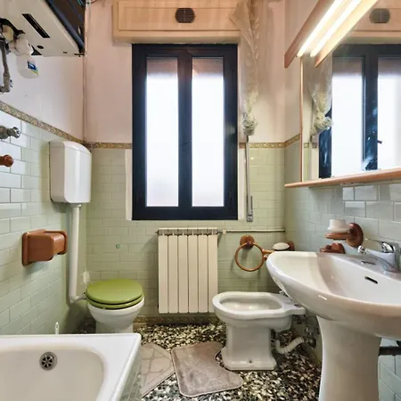Apartment Easy Old *
